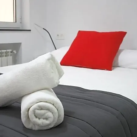 Smart-tech Plaza Otel 2*
